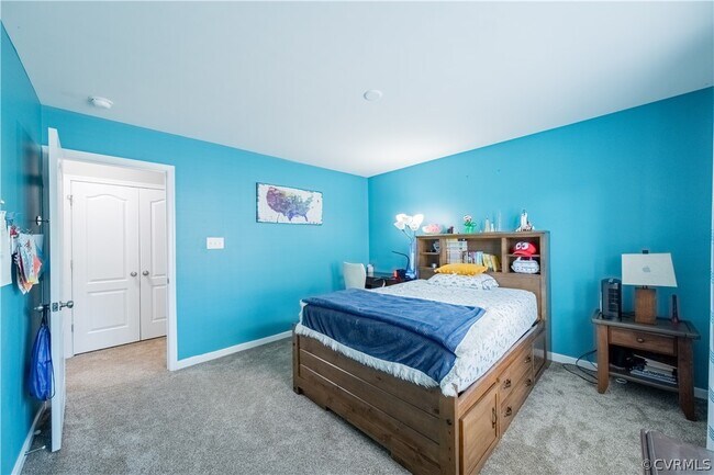 Building Photo - 9535 Thornecrest Dr