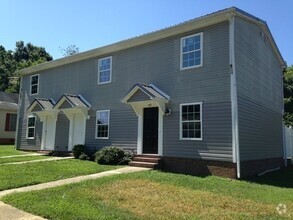 Building Photo - Two bedroom, 1.5 bath townhome in Burlington