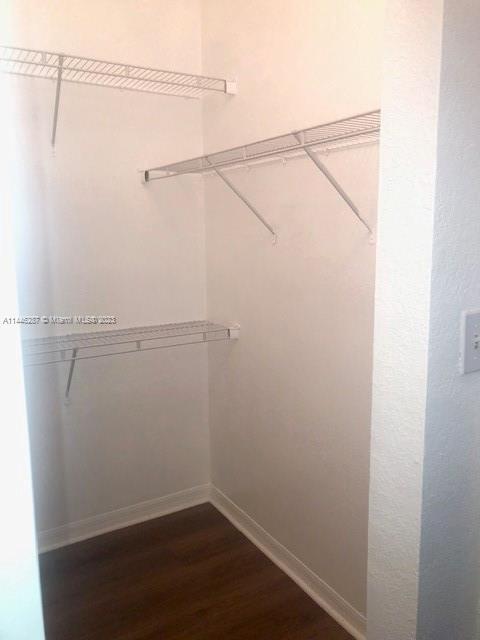 Building Photo - 638 E Mowry Ct