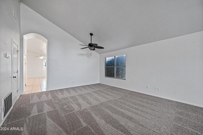 Building Photo - 7160 E Lindner Ave