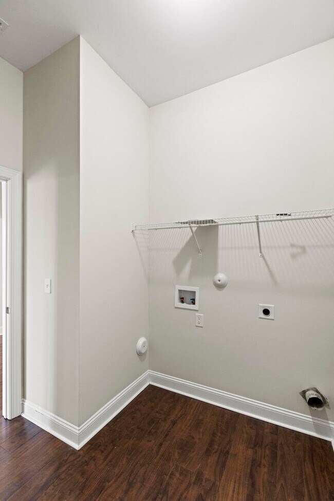 Building Photo - Spacious House for rent in Neighborhoods Of Holly Ridge!