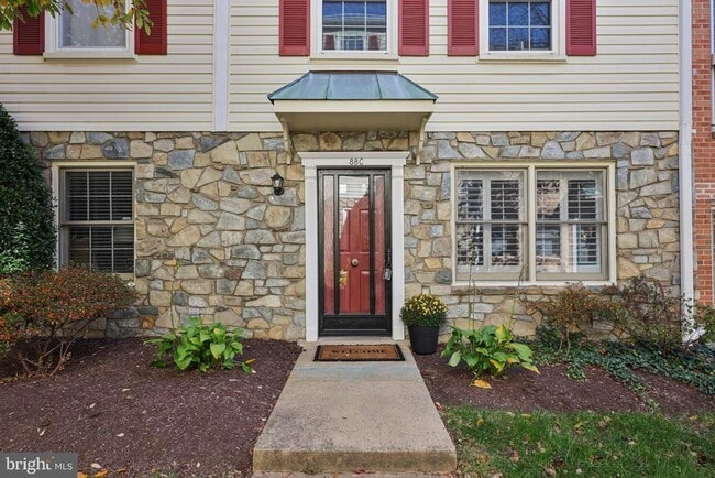 Building Photo - 88 N Bedford St