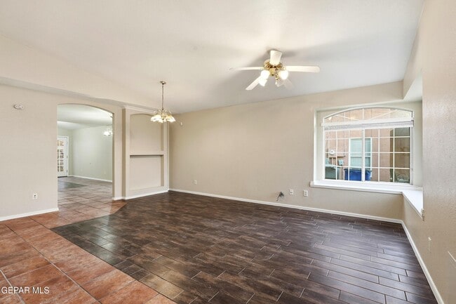 Building Photo - 7536 Le Conte Dr