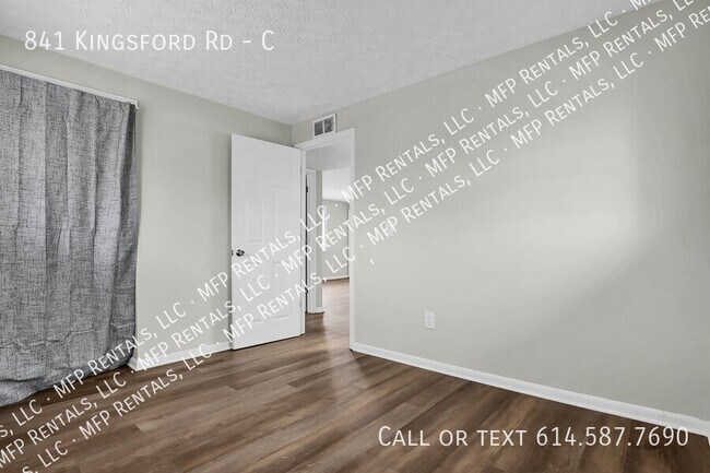 Building Photo - 841 Kingsford Rd