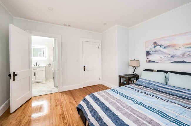 Building Photo - 815 Central Ave