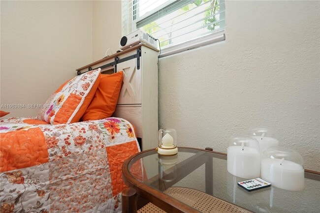 Building Photo - 742 Granada St