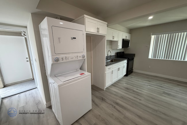 Floorplan - 716-722 East 7th Street