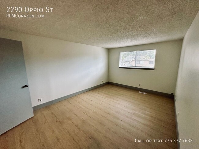 Building Photo - 2290 Oppio St