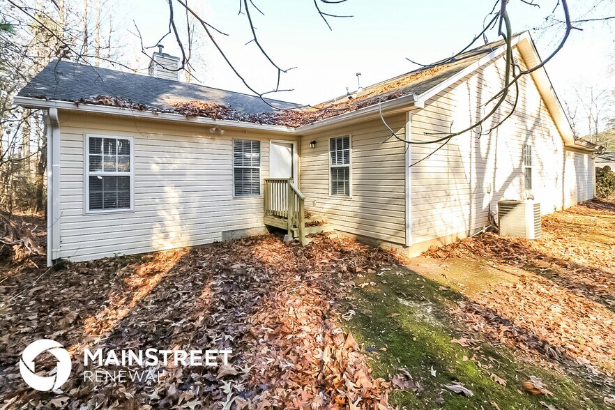 Building Photo - 340 Sharon Dr