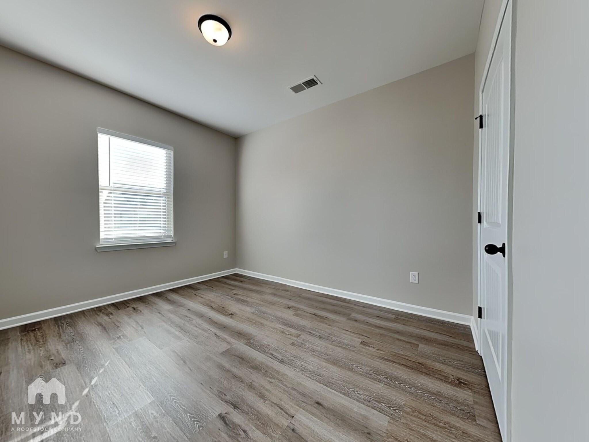 Building Photo - 409 Atlas Ct