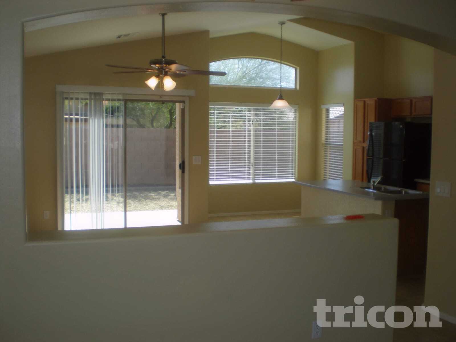 Building Photo - 16559 W Post Dr