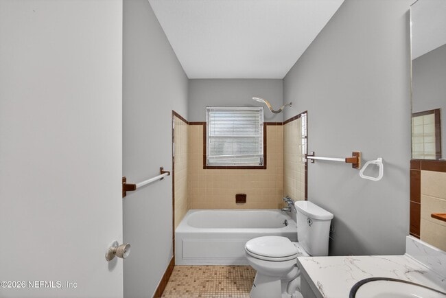 Building Photo - 8015 Jaguar Dr