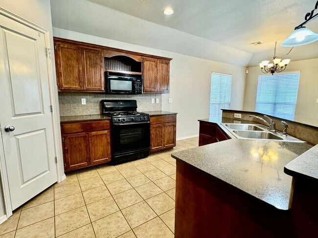 Building Photo - 8916 N 155th E Ave