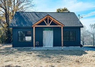 Building Photo - 430 Ridge Rd