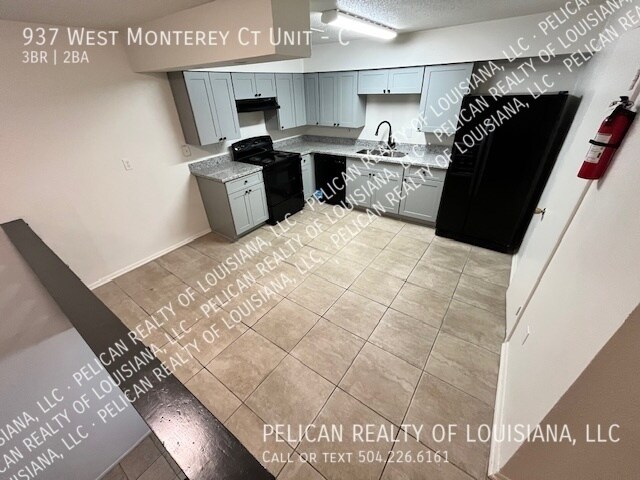 Building Photo - 937 Monterey Ct W