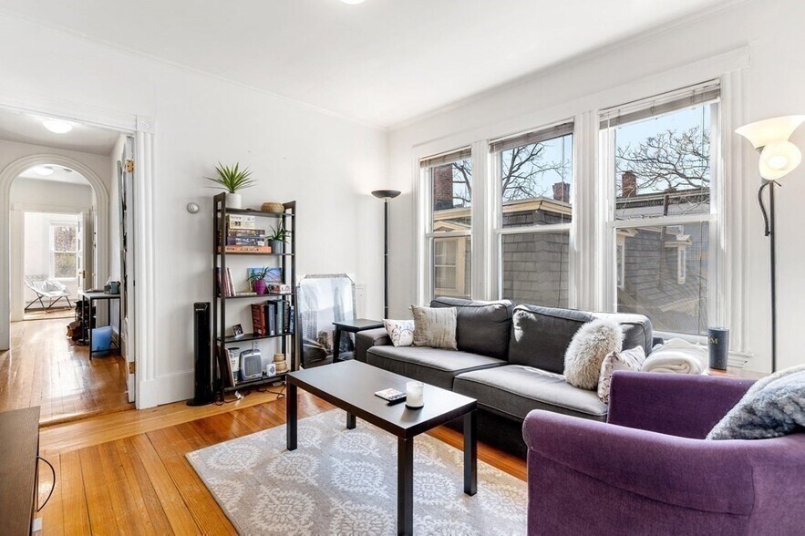 Building Photo - 27 Ellery St