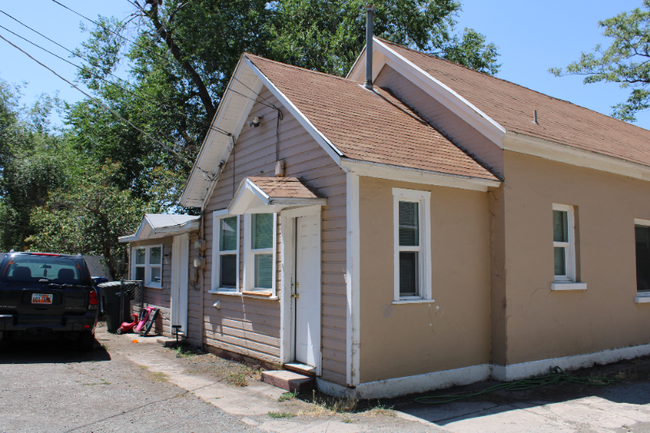 Building Photo - 3050 Adams Ave