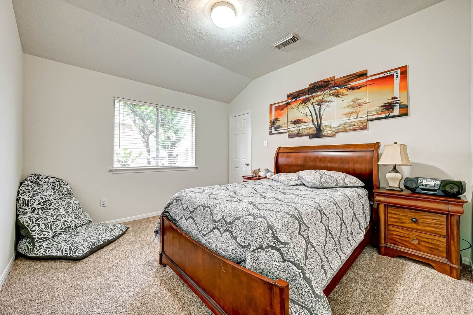 Building Photo - 1410 Greenway Village Dr