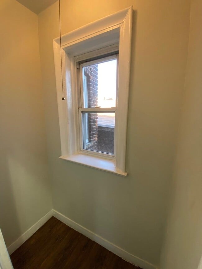 Building Photo - 99 Stuyvesant Ave