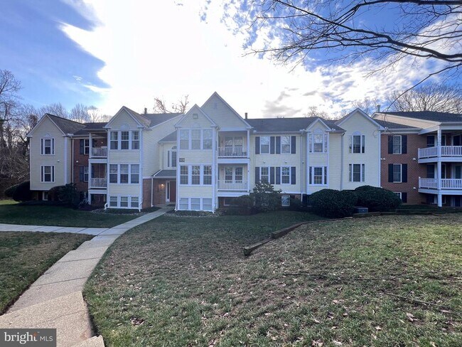 Building Photo - 782 Southern Hills Dr