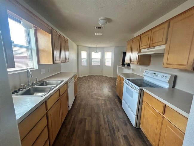 Building Photo - 4302 Janelle Dr