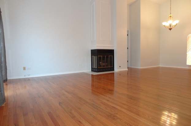 Building Photo - 450 Bridle Trail