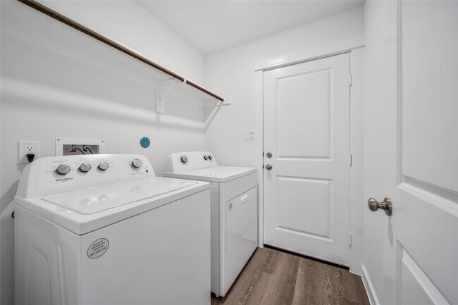 Building Photo - 141 County Rd 5102B