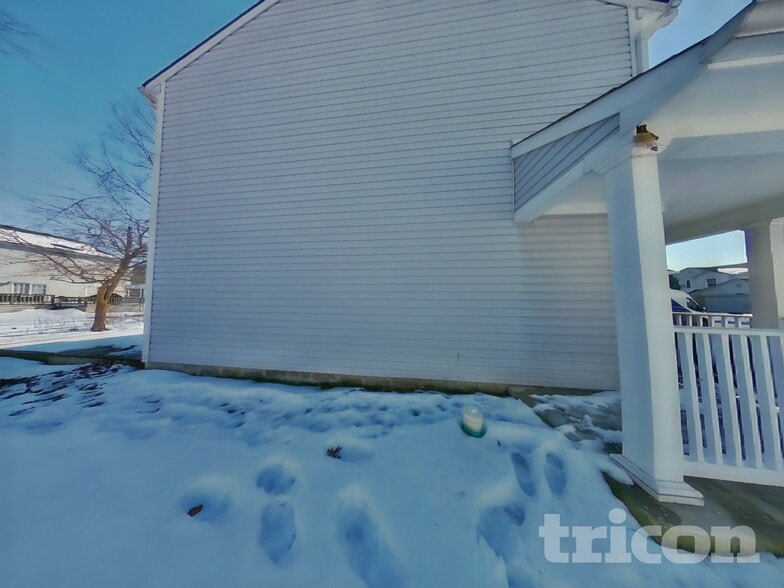 Building Photo - 951 Atir Ln