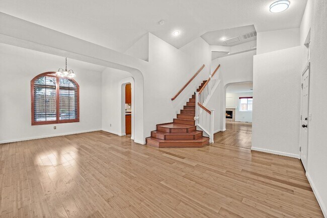 Building Photo - 1005 Mabel Josephine Ct