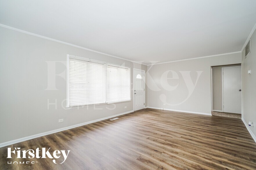 Building Photo - 428 Suwanee St