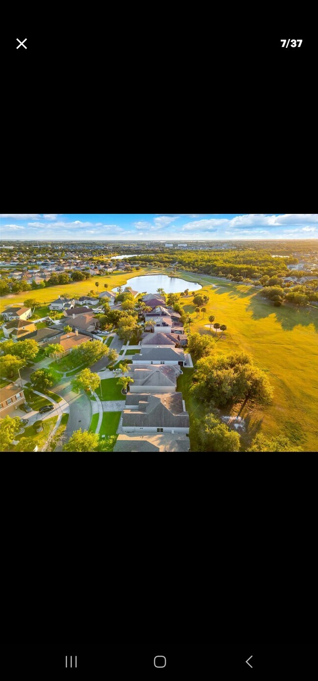 Building Photo - 2707 Scarborough Dr