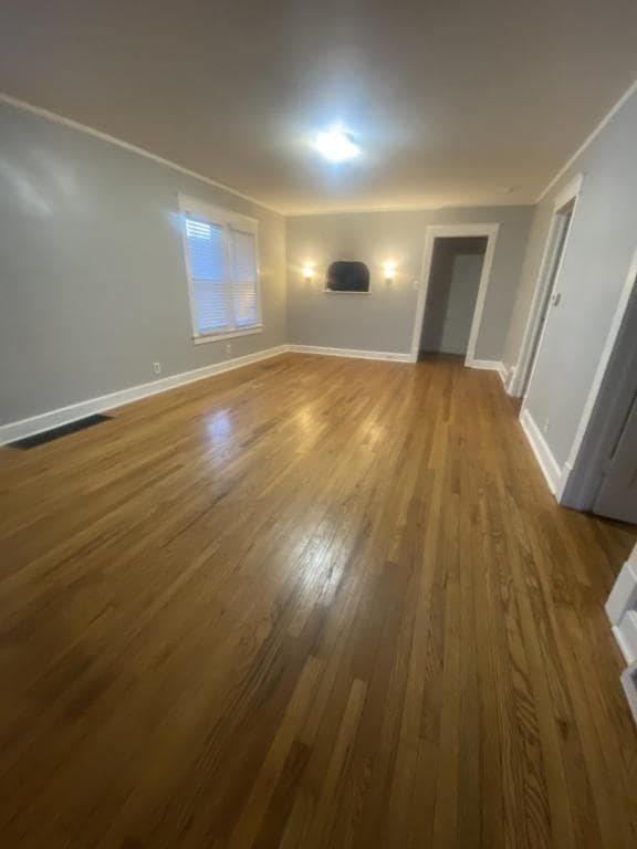 Building Photo - 526 S Crescent Ave