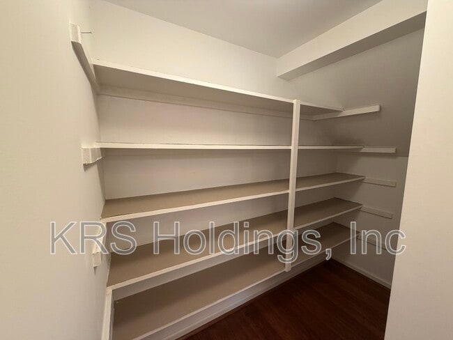 Building Photo - 1517 Rollesby Way