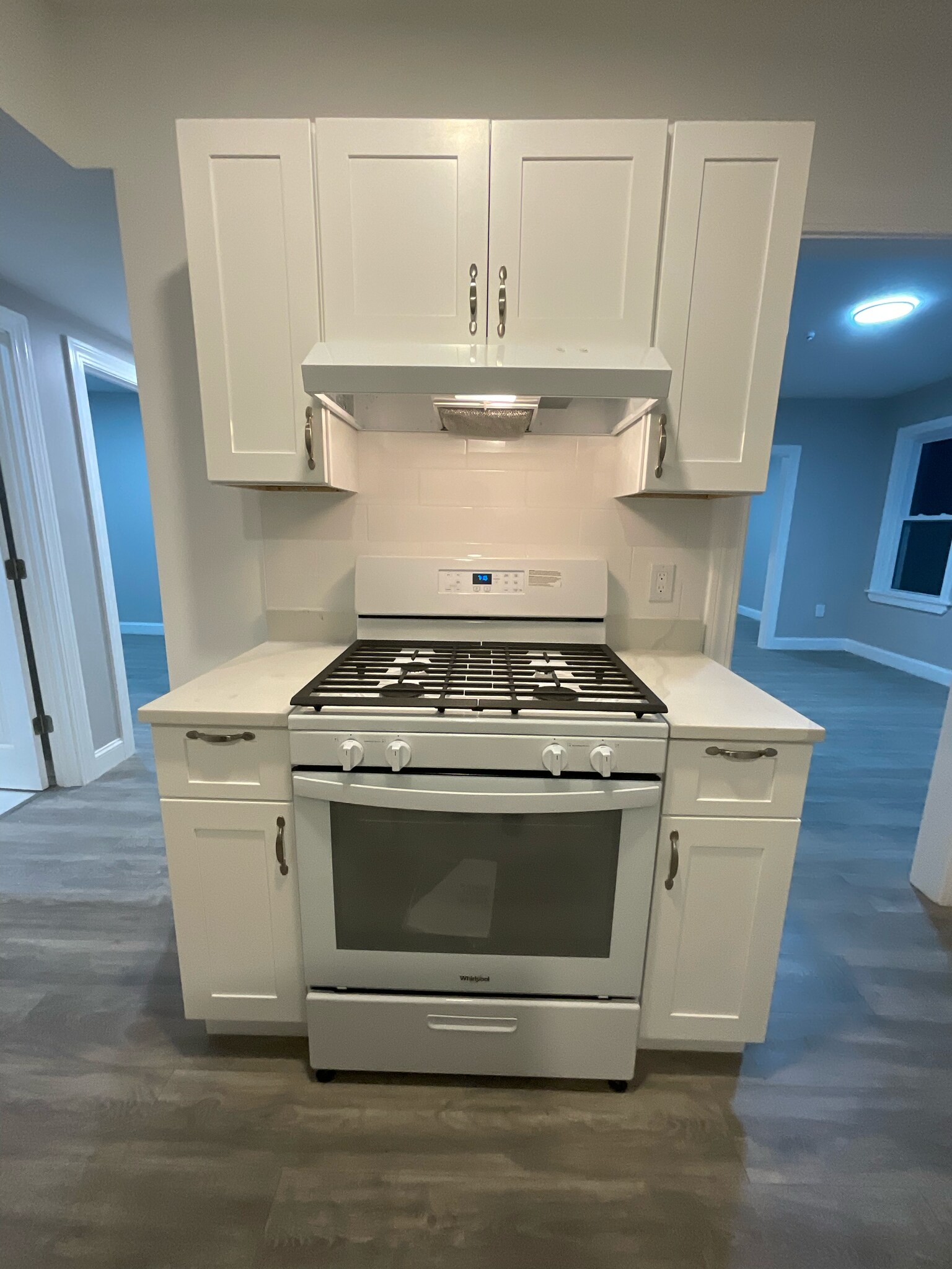 Building Photo - 52 Woolson St