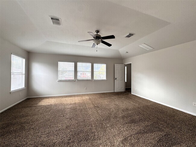 Building Photo - 23906 Kingmont Knoll Ct