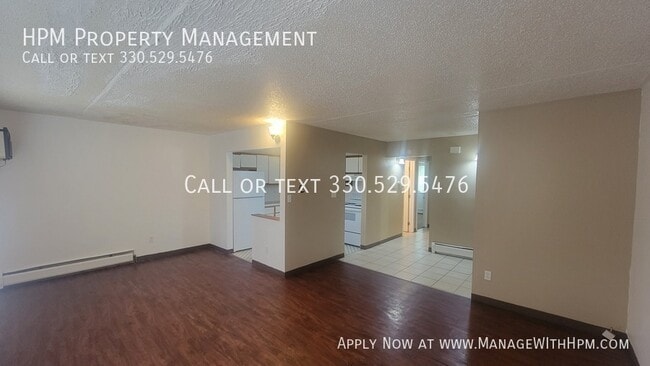 Building Photo - 725 E Waterloo Rd