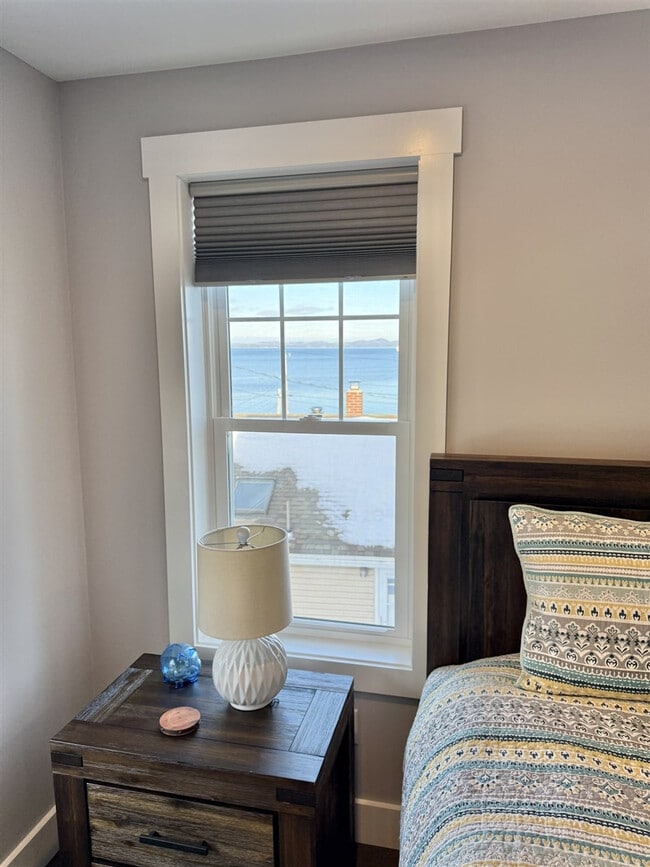 Building Photo - 6 Jeremy Dr