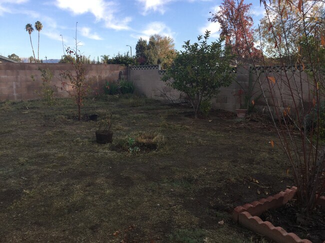 Building Photo - 23301 Hamlin St