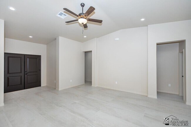 Building Photo - 12633 E 51st Pl