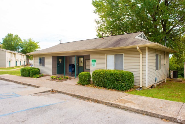 Primary Photo - River Hill Estates
