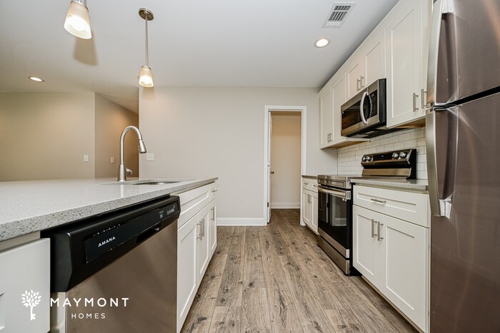 Building Photo - 963 Ivy Ln NW