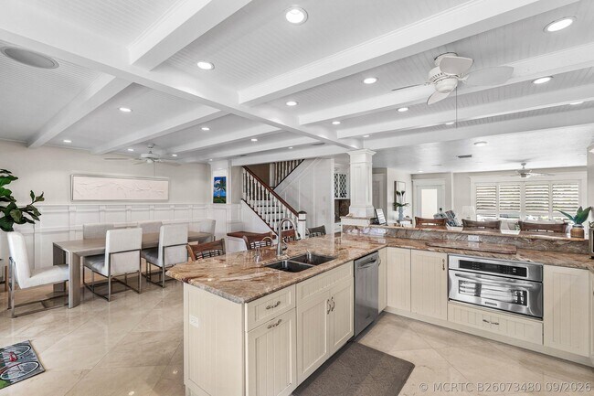 Building Photo - 1109 Bel Air Dr