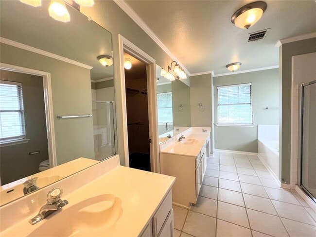 Building Photo - 12416 Beartrap Ln