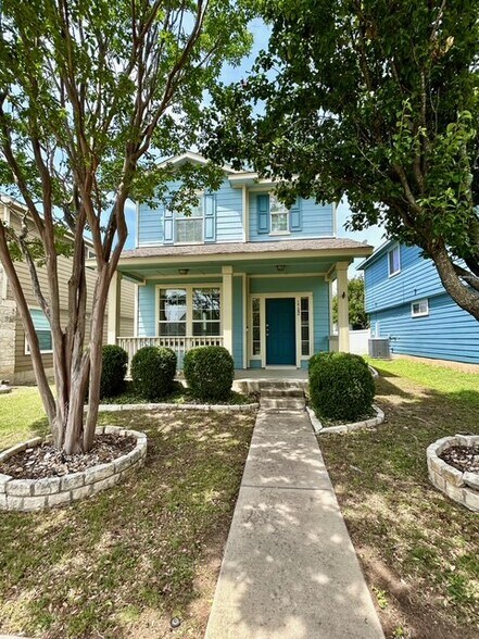 House located in pocket park - 1702 Sand Hills Dr