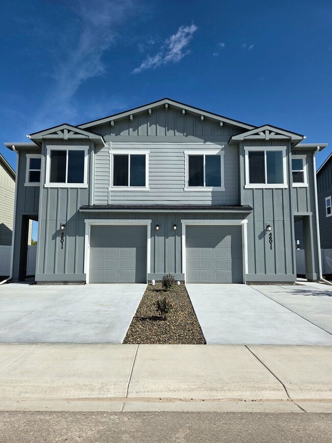 Building Photo - 4601 Highgarden Wy