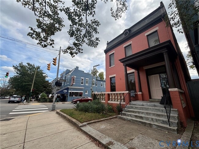 Building Photo - 2601 Hanover Ave