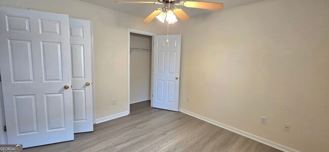 Building Photo - 2 Mill Ridge Pl