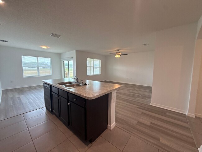 Building Photo - Oak Hill Plantation - Aria Model - 3/2/2 *New Home*