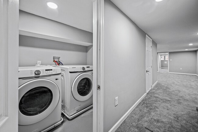 Building Photo - 3059 Brighton St