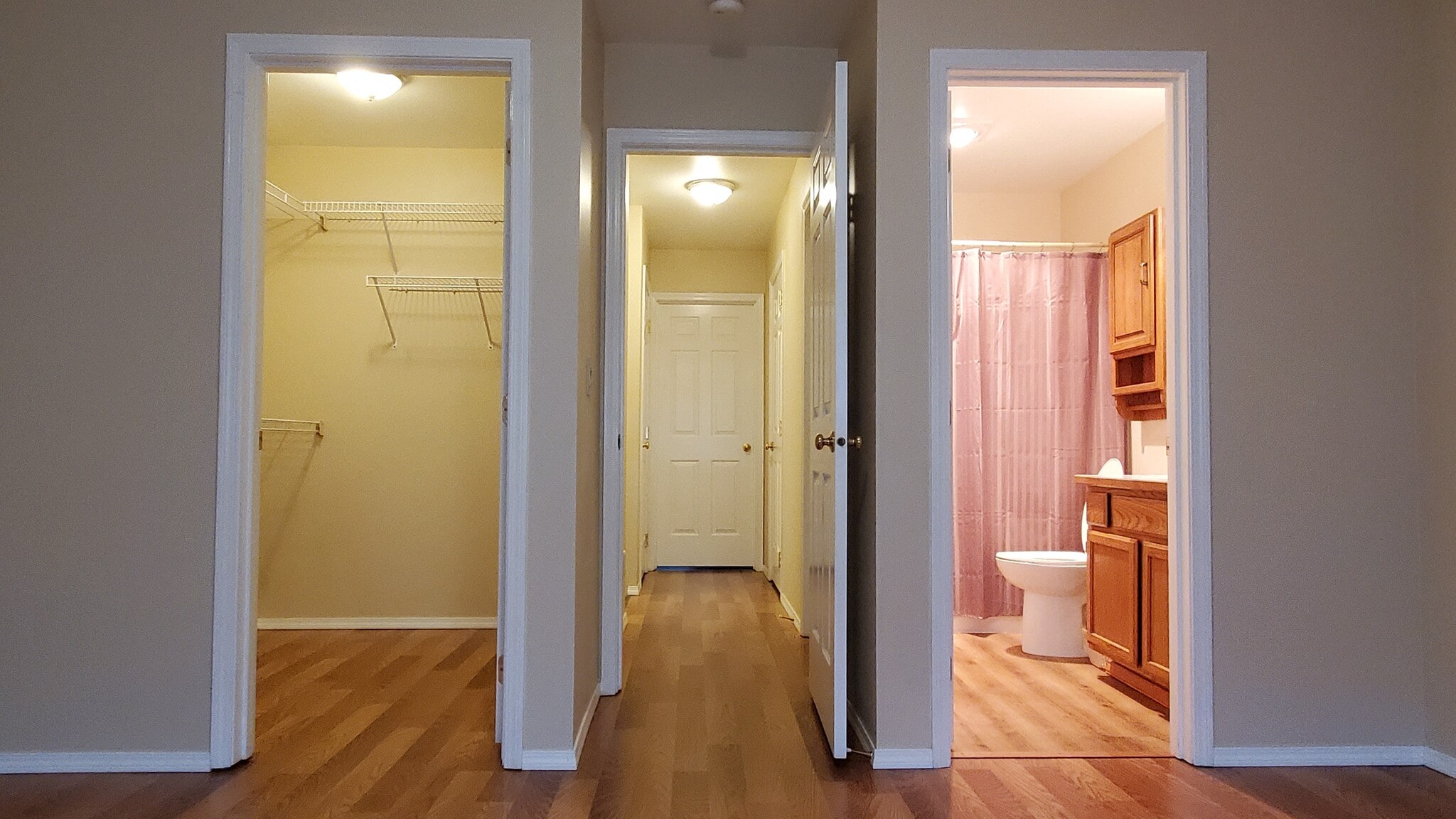 Building Photo - 209 E 18th Ave